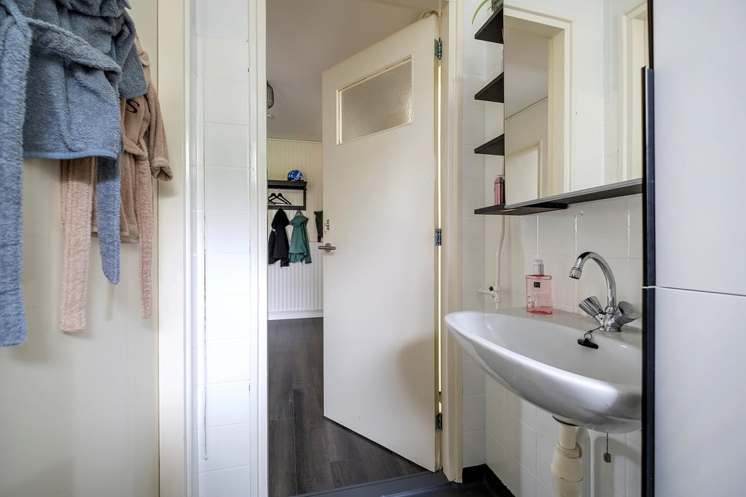 Foto 38 van Onderduikersstraat 64