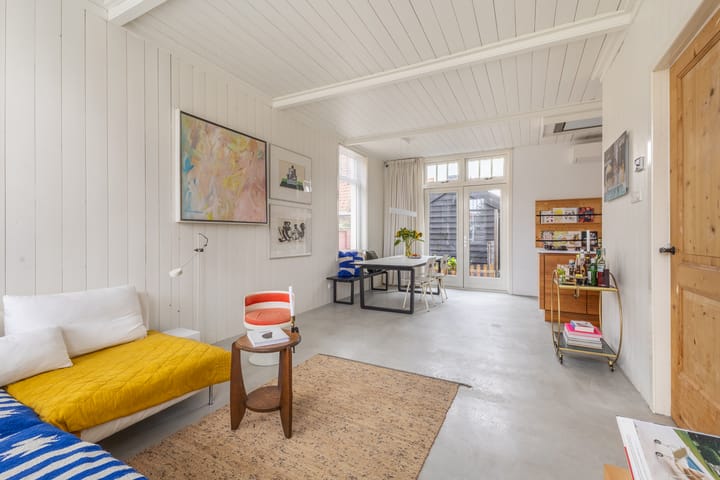 Photo 2 of Oranjestraat 1