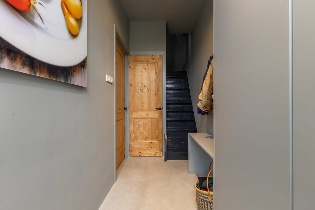 Photo 11 of Oranjestraat 1