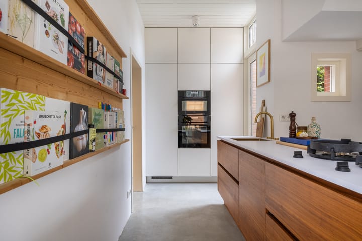 Photo 21 of Oranjestraat 1