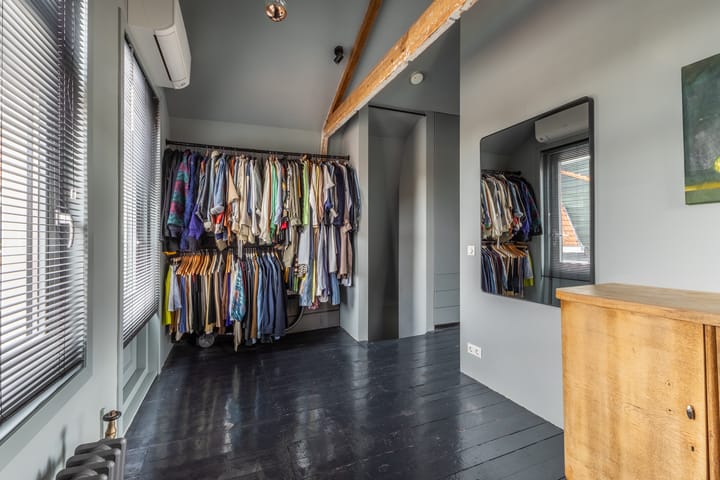 Photo 40 of Oranjestraat 1