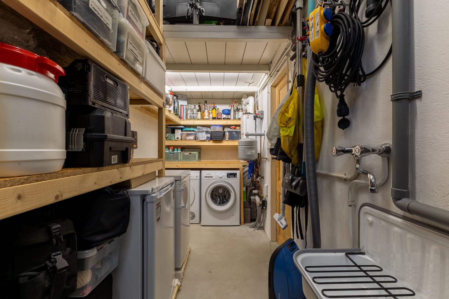 Photo 44 of Oranjestraat 1