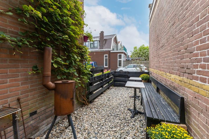 Photo 45 of Oranjestraat 1