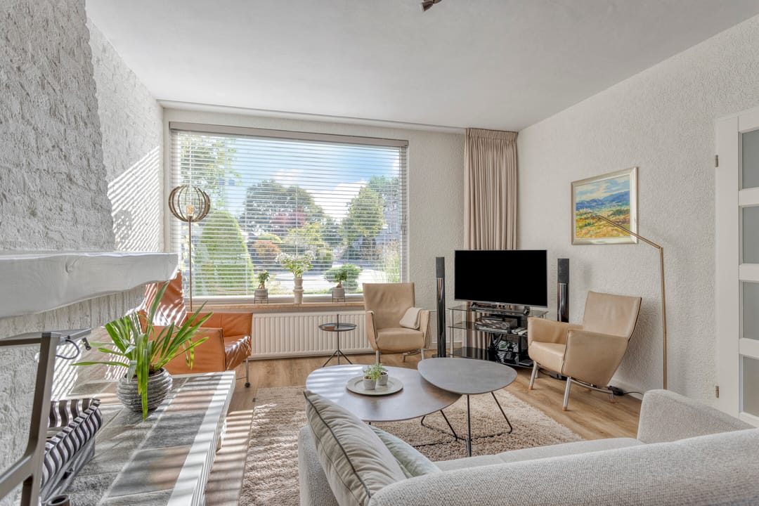 Foto 11 van Busweg 57