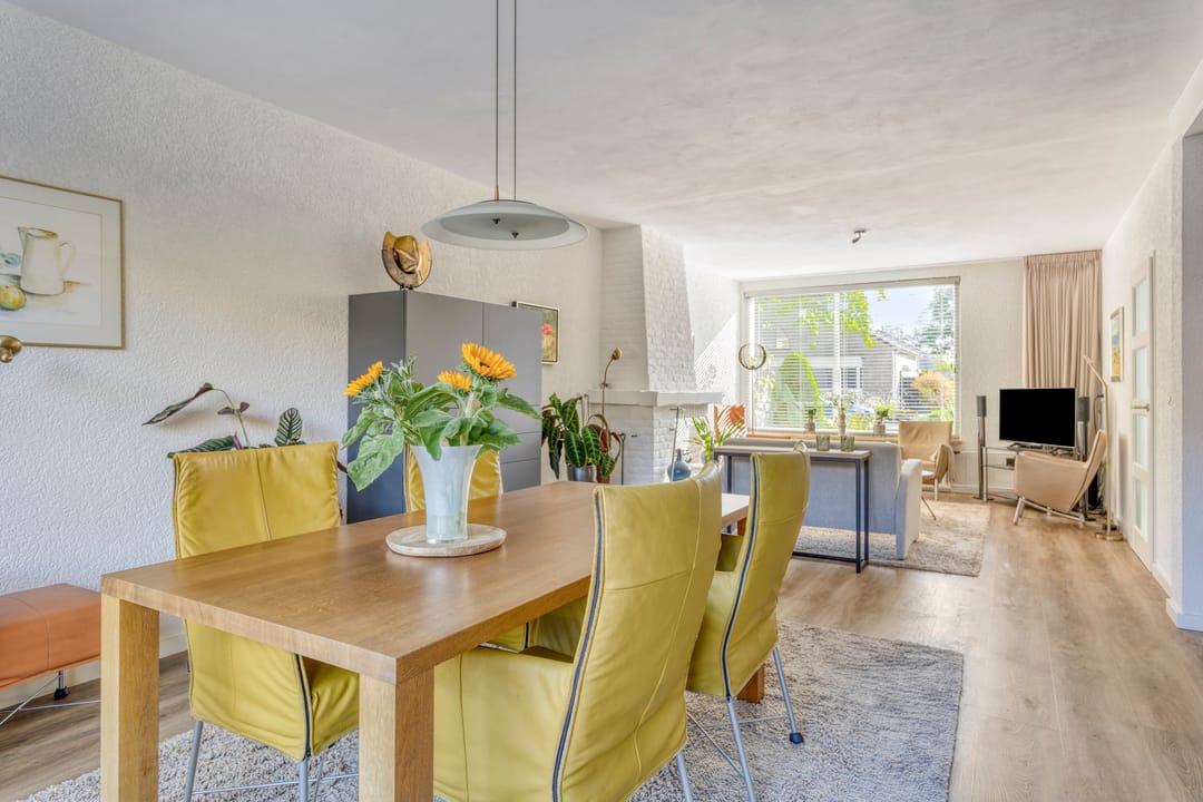 Foto 16 van Busweg 57