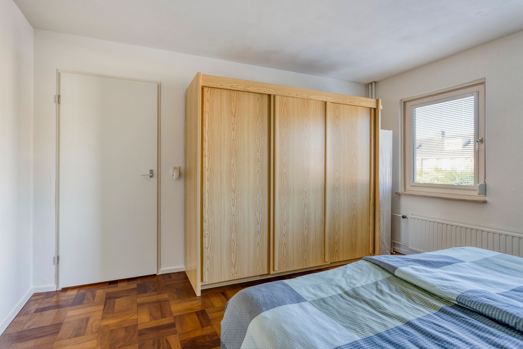 Foto 21 van Busweg 57