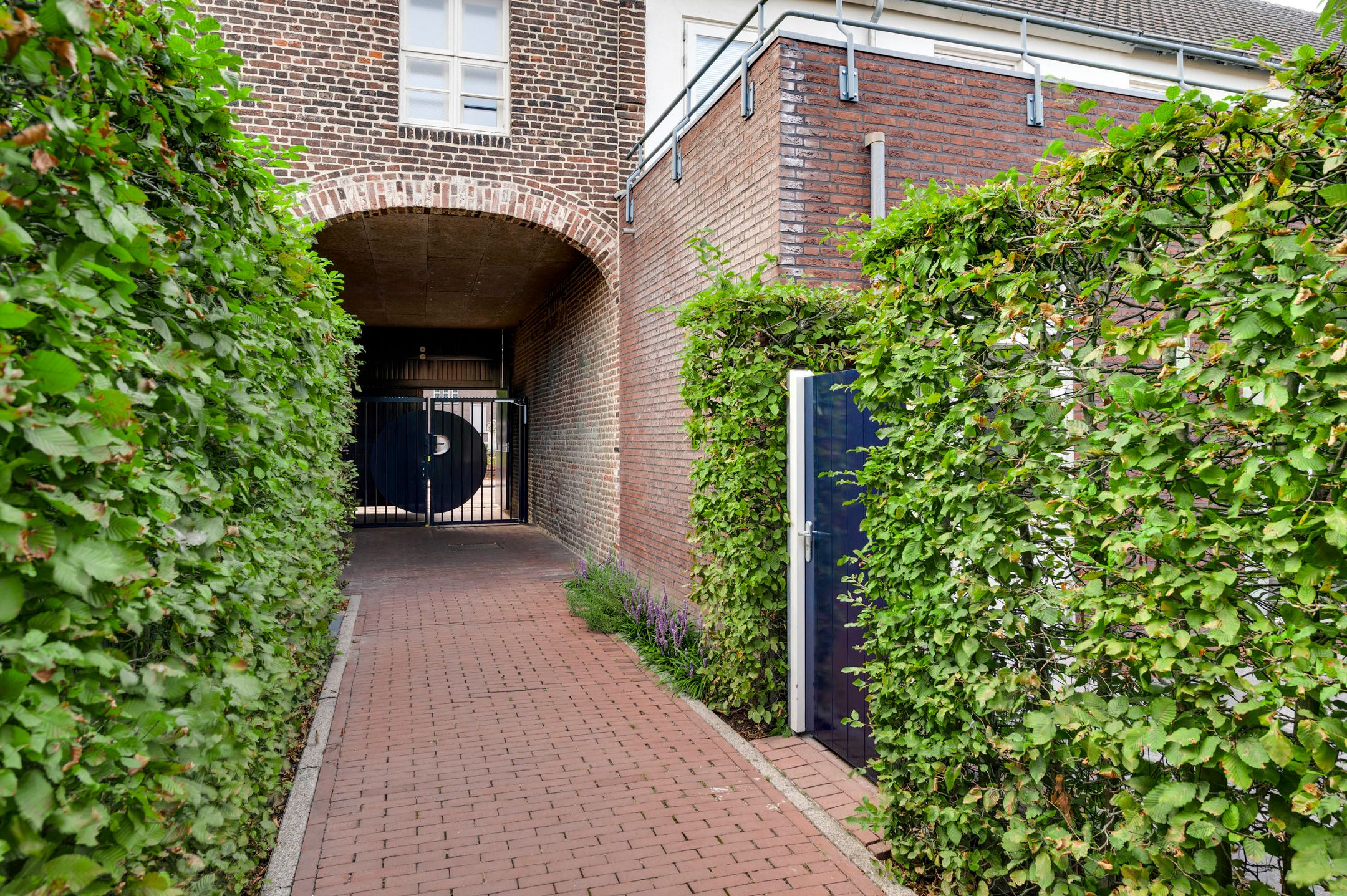 Foto 33 van Biest 108