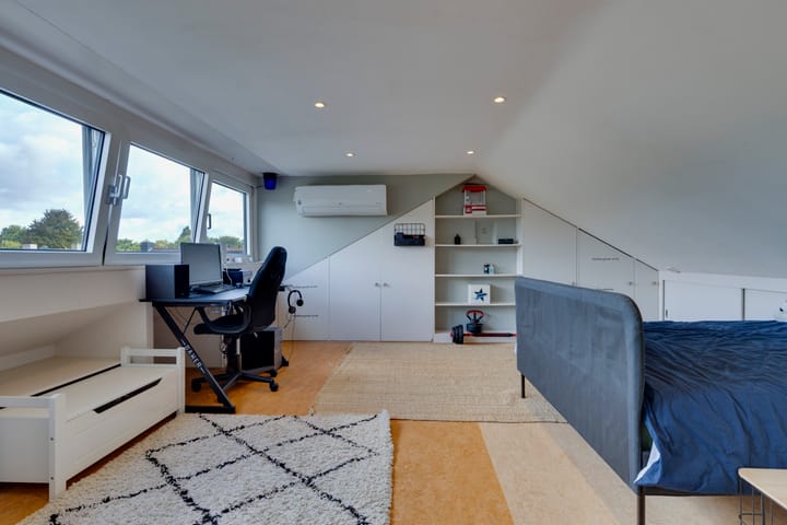 Foto 21 van Einthovenstraat 5