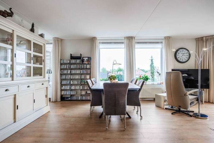 Foto 28 van Skries 19-J