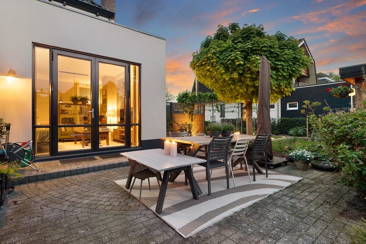 Foto 10 van Moerheimstraat 104