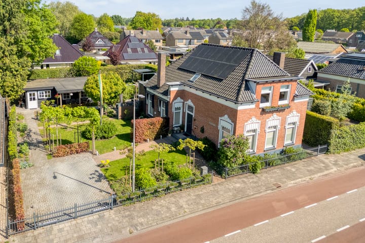 Foto 20 van Moerheimstraat 104