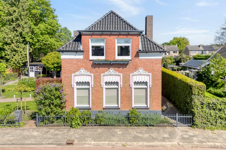 Foto 25 van Moerheimstraat 104