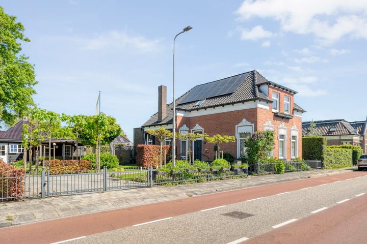 Foto 28 van Moerheimstraat 104