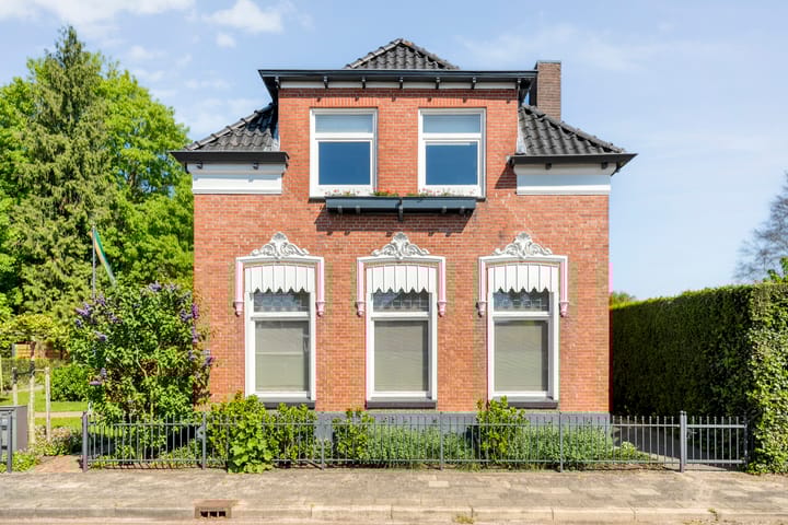 Foto 30 van Moerheimstraat 104