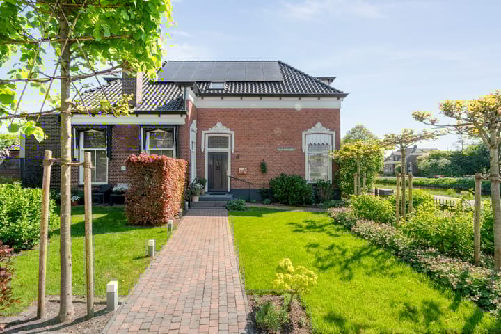 Foto 31 van Moerheimstraat 104