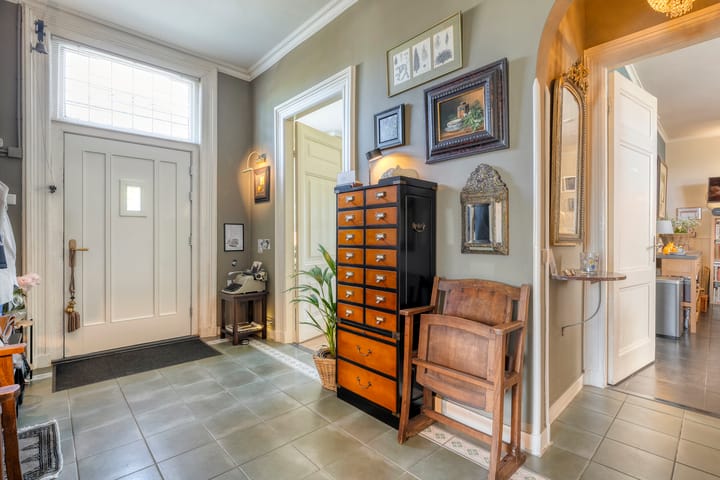 Foto 38 van Moerheimstraat 104