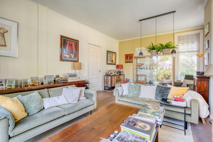 Foto 47 van Moerheimstraat 104