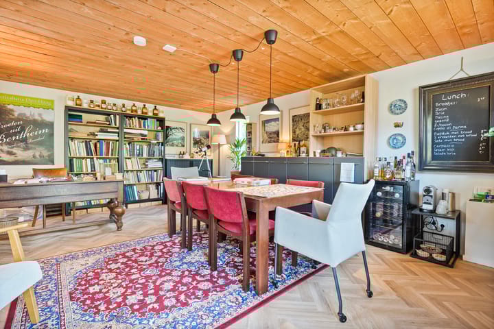 Foto 75 van Moerheimstraat 104