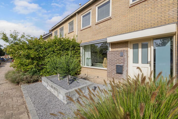 Photo 15 of Sportweg 65