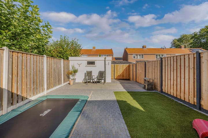 Photo 35 of Sportweg 65