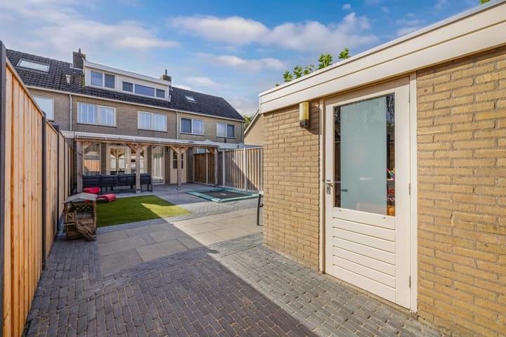 Photo 36 of Sportweg 65