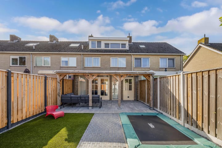 Photo 39 of Sportweg 65