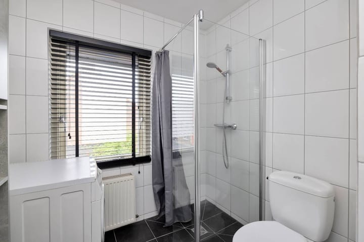 Foto 17 van Beekstraat 28-A