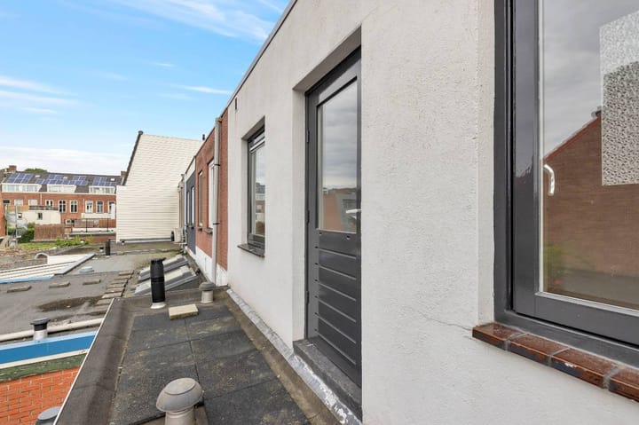 Foto 25 van Beekstraat 28-A