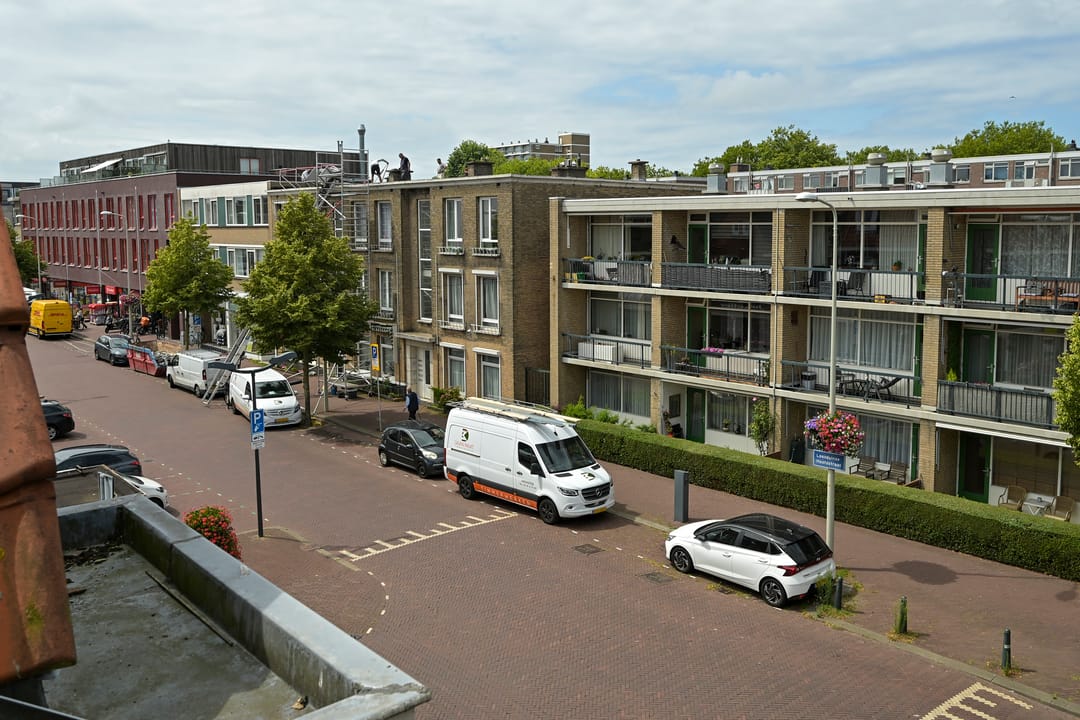 Photo 23 of Loosduinse Hoofdstraat 102-A