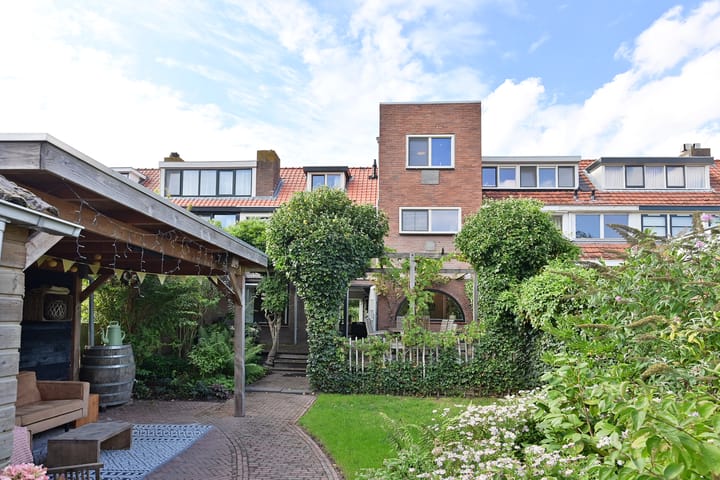 B. van Rooijenstraat 60