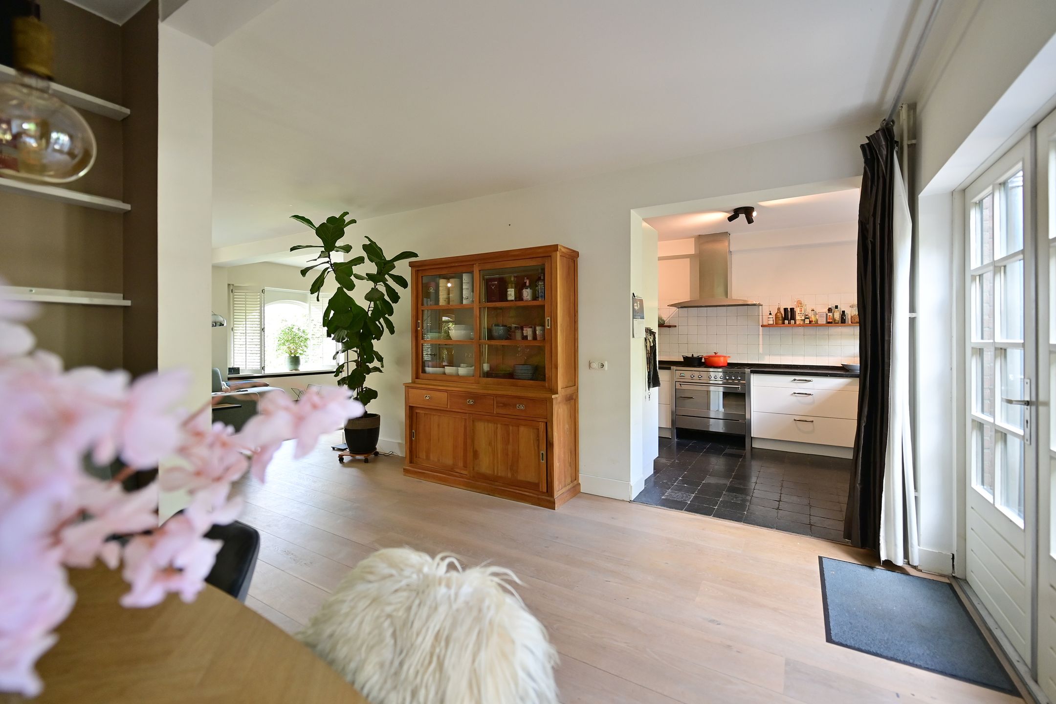 Foto 12 van B. van Rooijenstraat 60