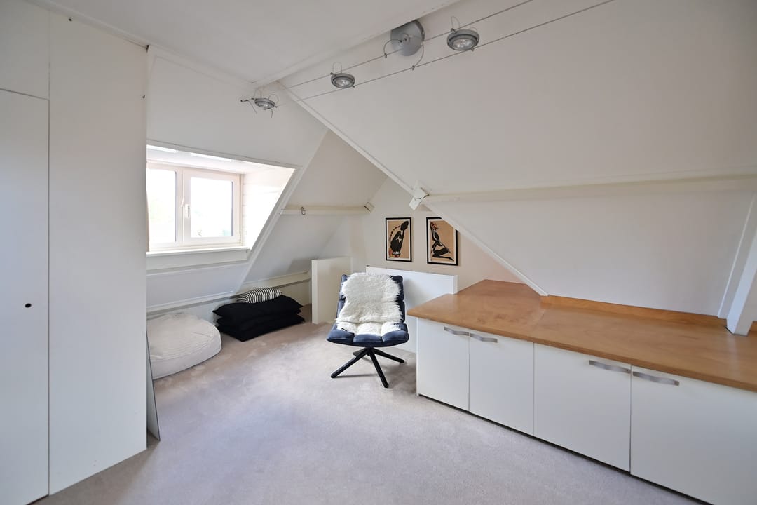 Foto 23 van B. van Rooijenstraat 60