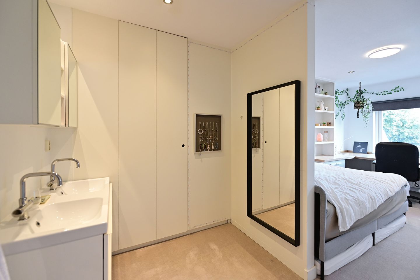 Foto 25 van B. van Rooijenstraat 60