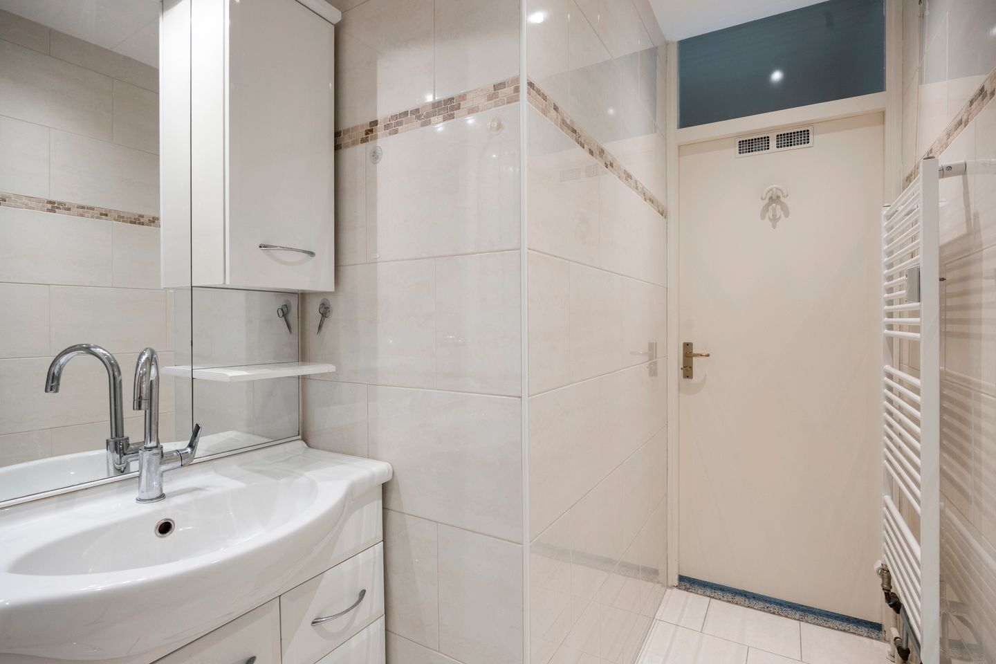 Photo 29 of Schubertlaan 175