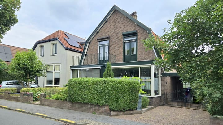 Molenweg 28