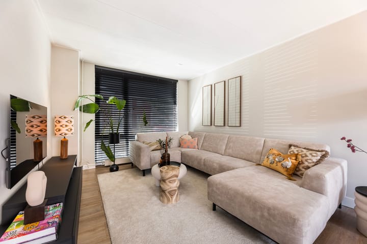 Foto 2 van Sneeuwbesstraat 19