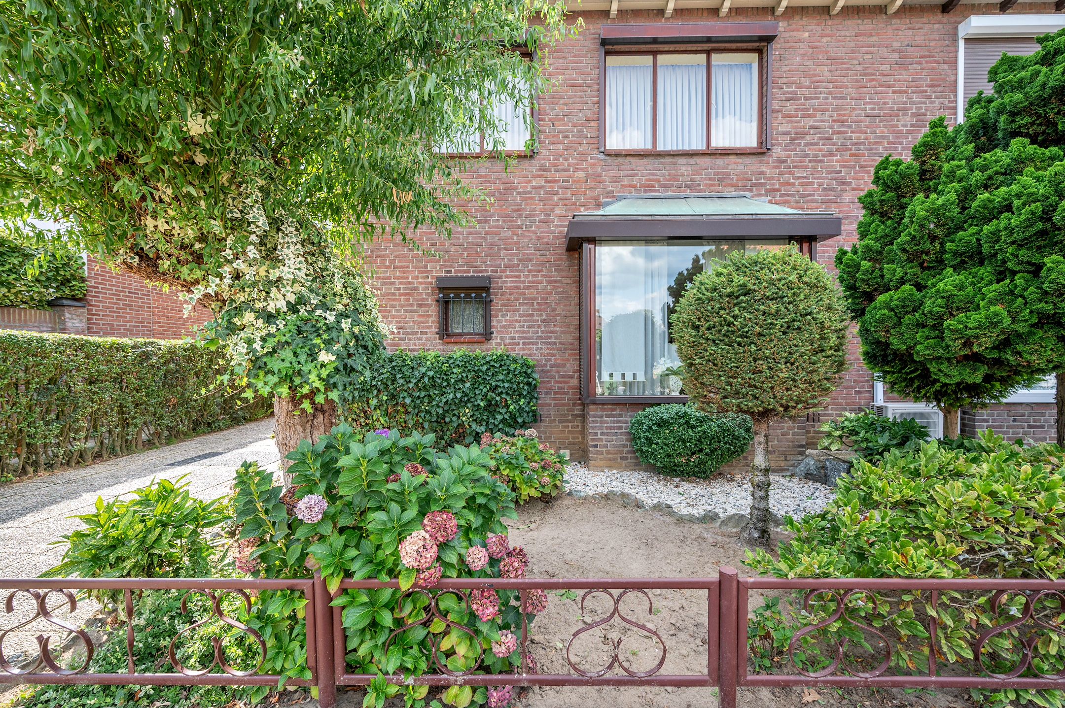 Photo 3 of van Dolhoffstraat 1