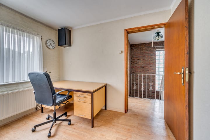 Foto 24 van van Dolhoffstraat 1