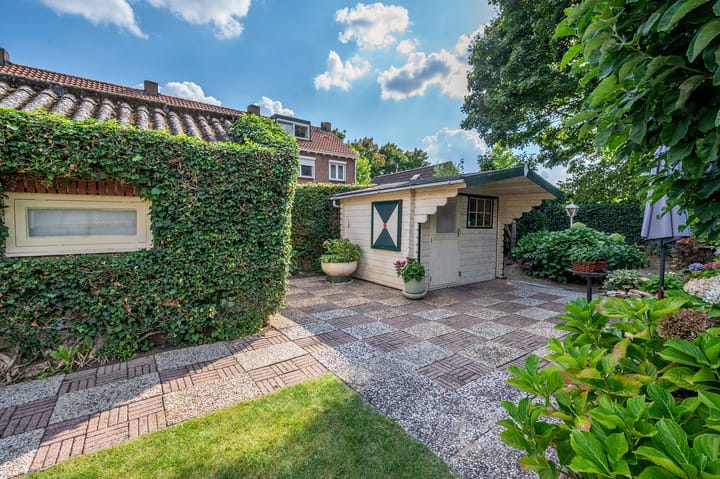 Foto 41 van van Dolhoffstraat 1