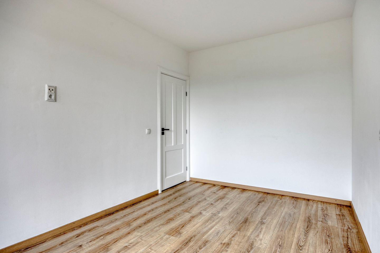 Foto 25 van Adriaan van Bergenstraat 356