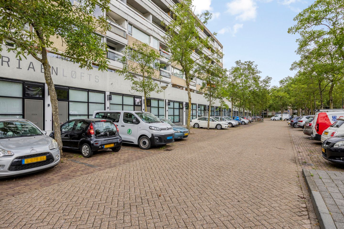 Foto 35 van Adriaan van Bergenstraat 356