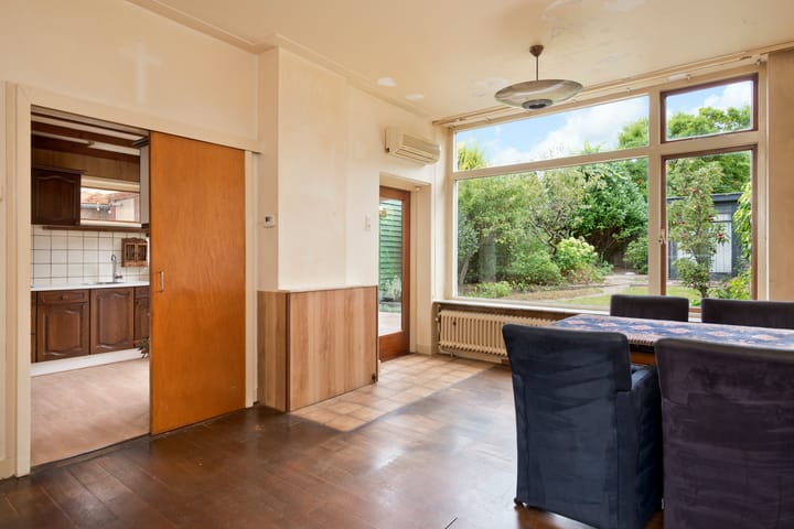 Photo 14 of Adama van Scheltemastraat 12