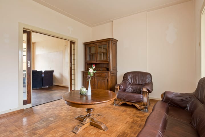 Photo 9 of Adama van Scheltemastraat 12