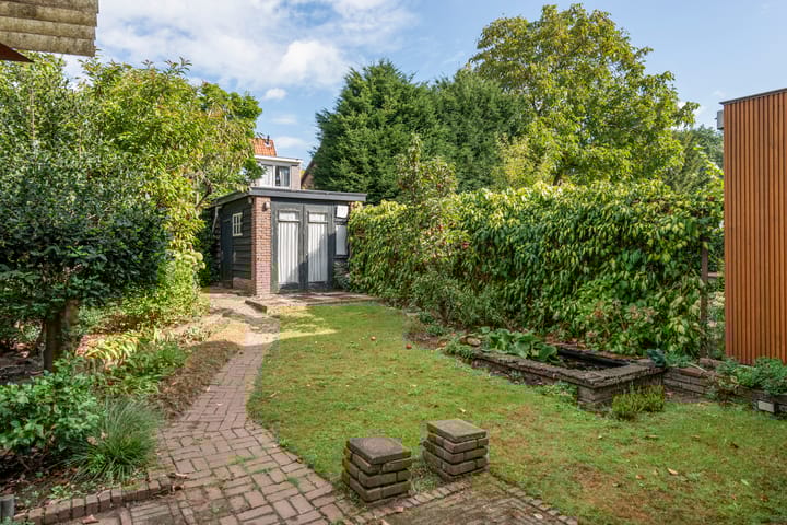 Photo 19 of Adama van Scheltemastraat 12