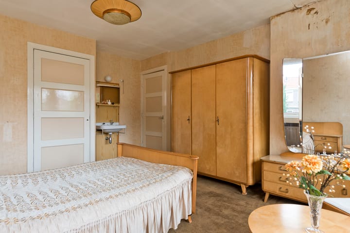 Photo 28 of Adama van Scheltemastraat 12