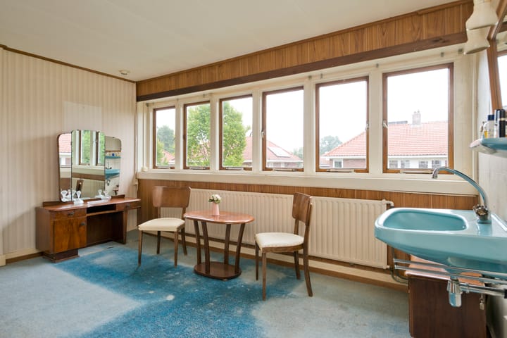 Photo 32 of Adama van Scheltemastraat 12