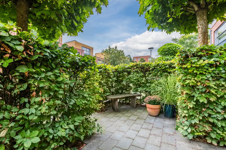 Photo 7 of Willem Hedastraat 16