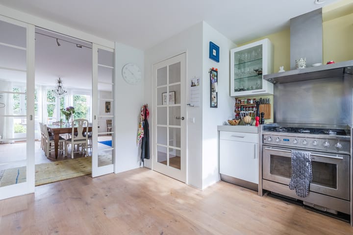 Photo 19 of Willem Hedastraat 16