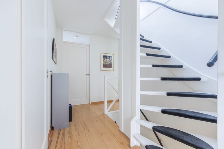 Photo 20 of Willem Hedastraat 16