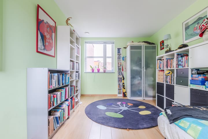 Photo 26 of Willem Hedastraat 16